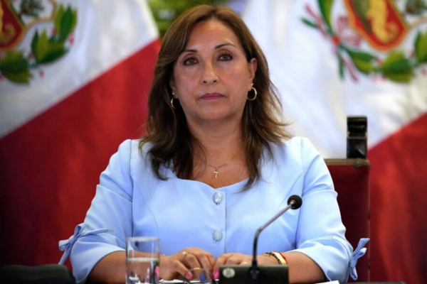 Congreso peruano rechaza admitir tres mociones de destitución contra Dina Boluarte