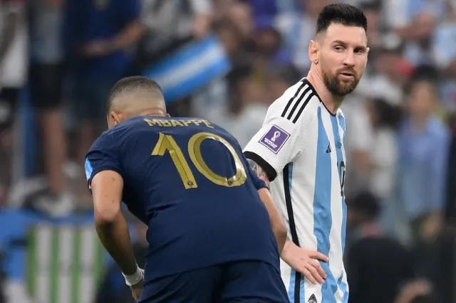 Messi le respondió a Mbappé