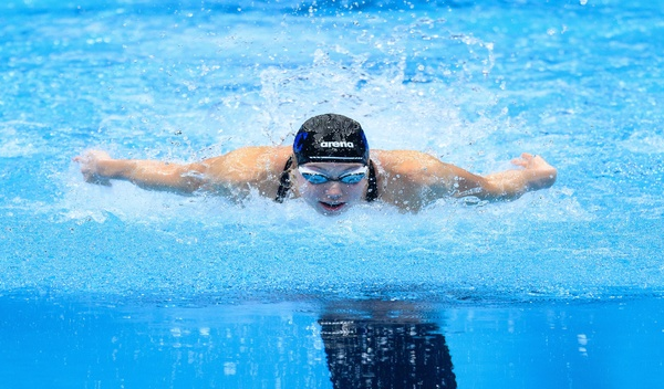 Gretchen Walsh bate el récord del mundo de 100 metros mariposa