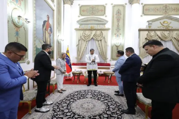 Maduro decreta el #15Jun como Día del Arrepentimiento y de la Esperanza en Cristo