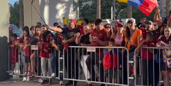 Copa América: Así recibieron a la Vinotinto a su llegada al hotel de Concentración