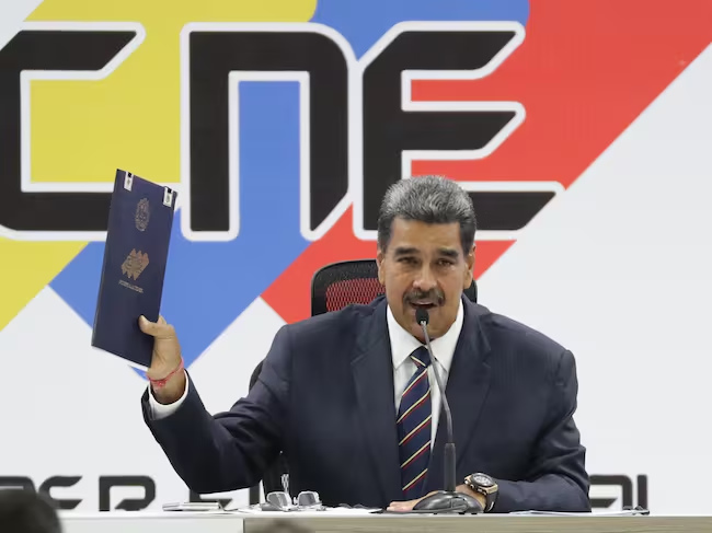 CNE proclamó a Maduro