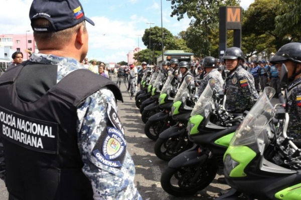 policía