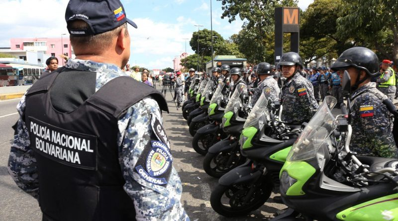 policía