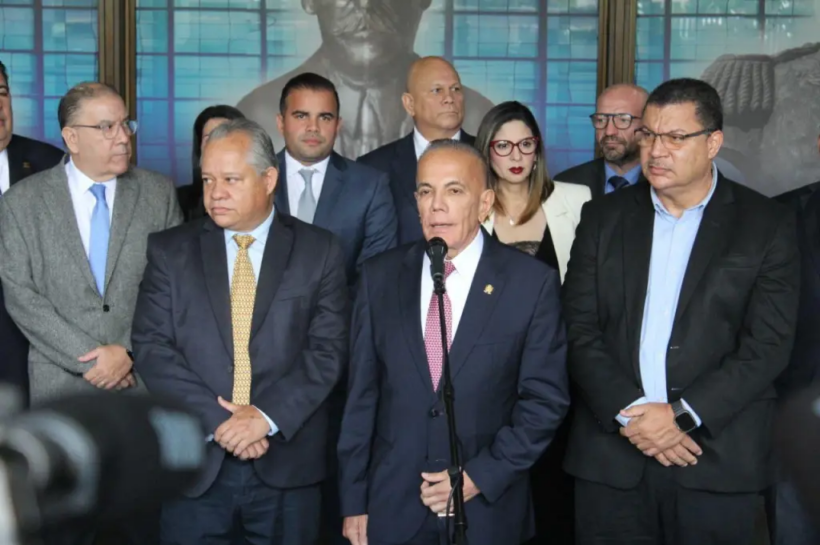 Representantes de la MUD, UNT Y MPV se pronuncian tras la citación del TSJ