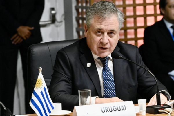 canciller de Uruguay, Omar Paganini