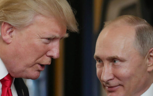 Vladimir Putin felicita a Donald Trump