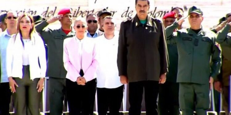 Maduro advirtió a la cúpula militar sobre posibles traiciones y "caballos de Troya"