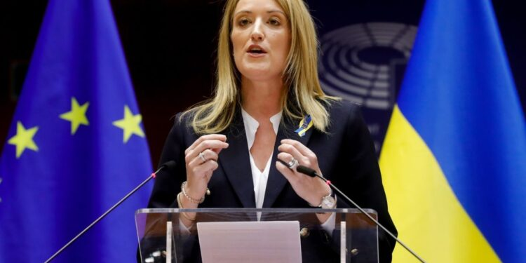 Presidenta de la Eurocámara pide diálogo tras la caída de Bashar al Asad