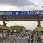 Venezuela reabre la frontera con Colombia