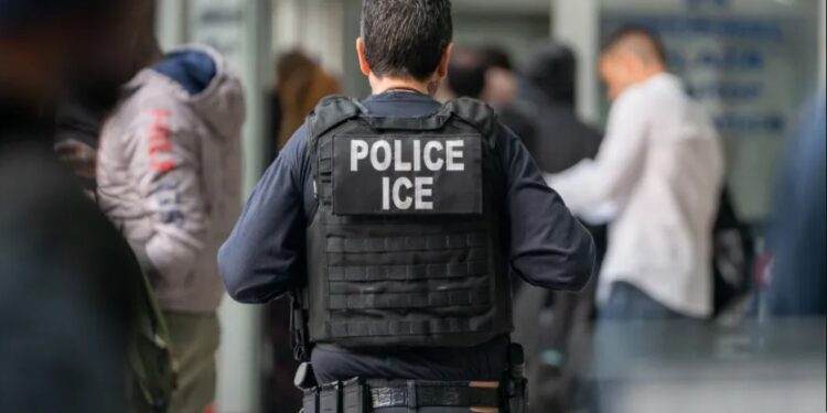ICE arresta a miembro del Tren de Aragua sospechoso de tiroteo masivo en Chicago