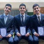 Táchira | Trillizos hacen historia al graduarse como médicos cirujanos con honores en la ULA