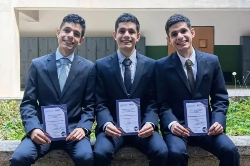 Táchira | Trillizos hacen historia al graduarse como médicos cirujanos con honores en la ULA