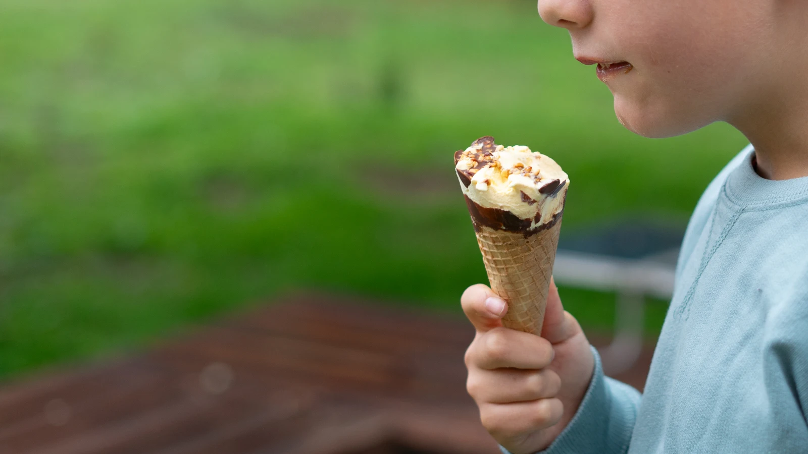 Niño de 4 años llama al 911 a porque su madre se comió su helado