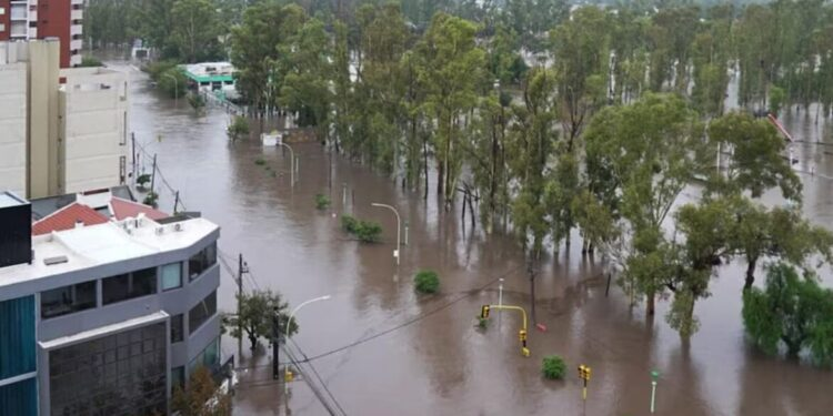 Gobierno argentino destinará 184 millones de dólares a damnificados por inundación