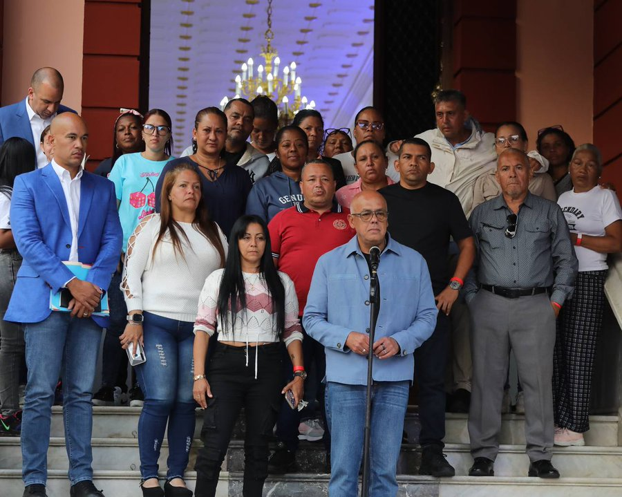 Jorge Rodríguez denuncia que «el Departamento de Estado de EEUU impide» los vuelos de repatriación