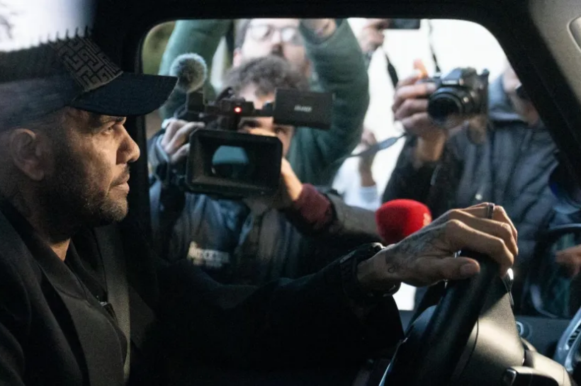 La defensa de la mujer que denunció a Dani Alves anuncia recurso contra la absolución