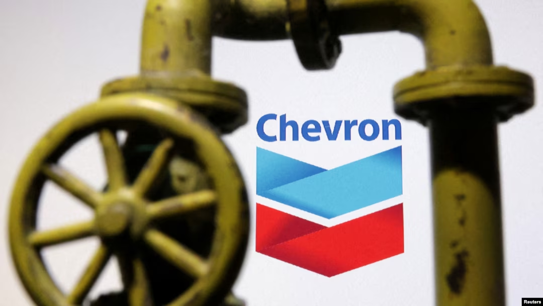 Chevron se pronuncia tras eliminación de licencia para operar en Venezuela