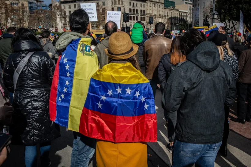 Migrantes venezolanos lideran solicitudes de asilo en la Unión Europea por primera vez