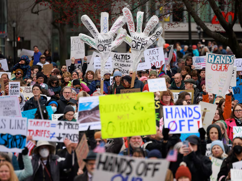 Nueva York se levanta: miles protestan contra Trump y sus políticas