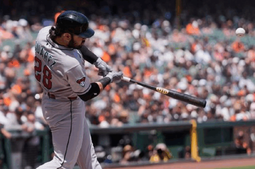 Eugenio Suárez hace historia y se convierte en el cuarto venezolano con más jonrones en la MLB