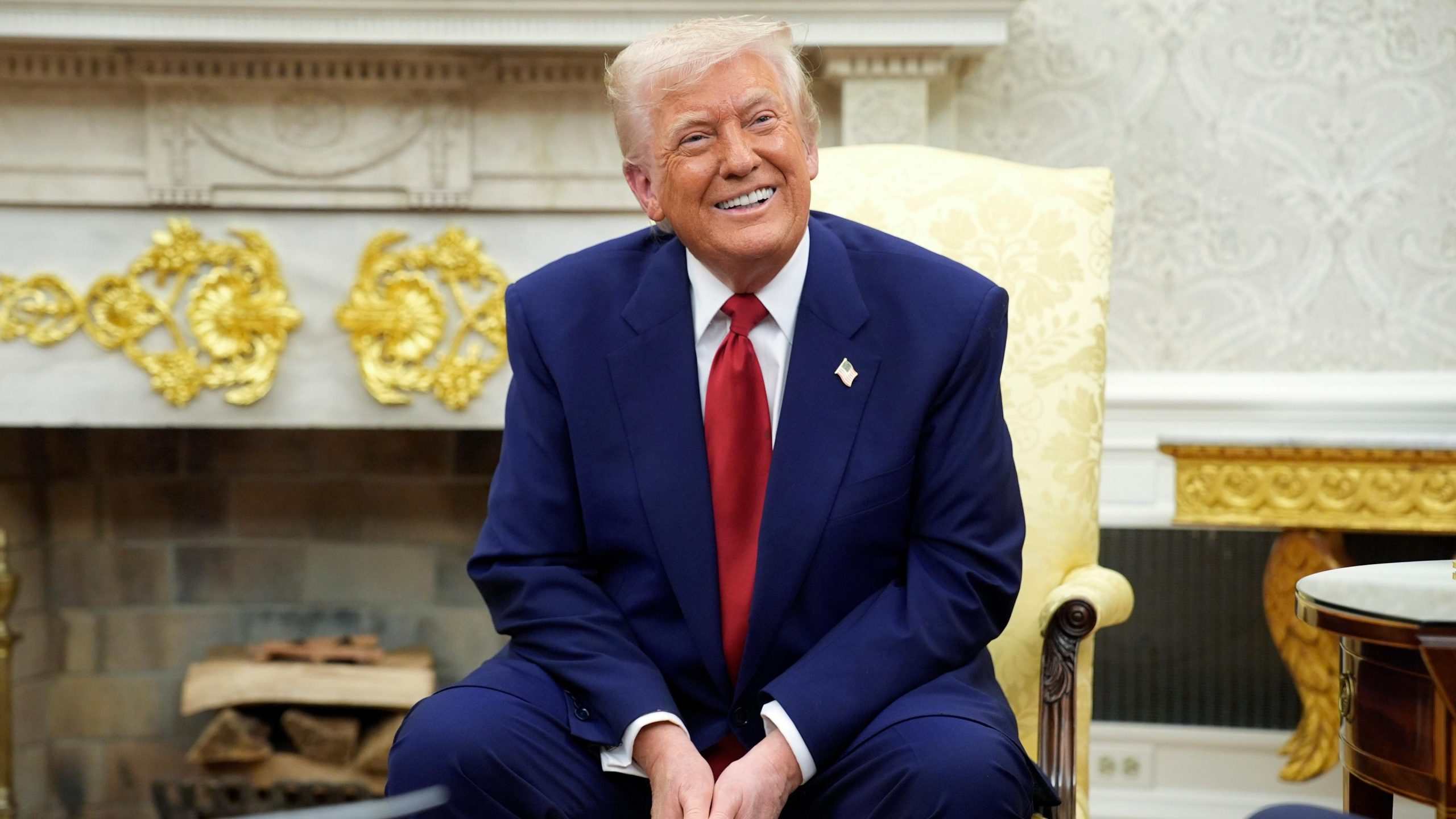 Donald Trump felicita a León XIV tras ser escogido como el nuevo pontífice