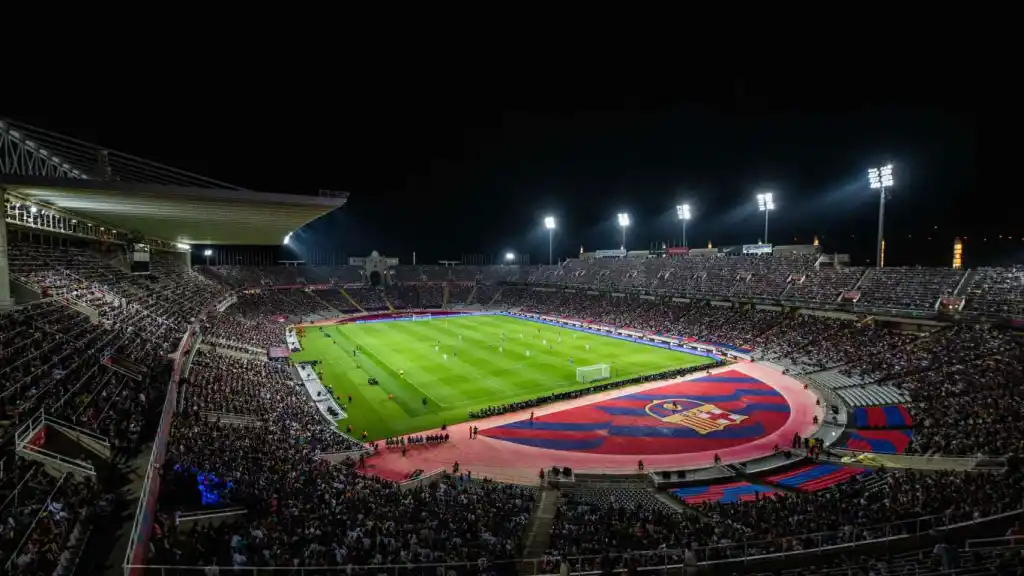 El FC Barcelona define su futuro inmediato: Camp Nou seguirá cerrado y Montjuic entra en escena