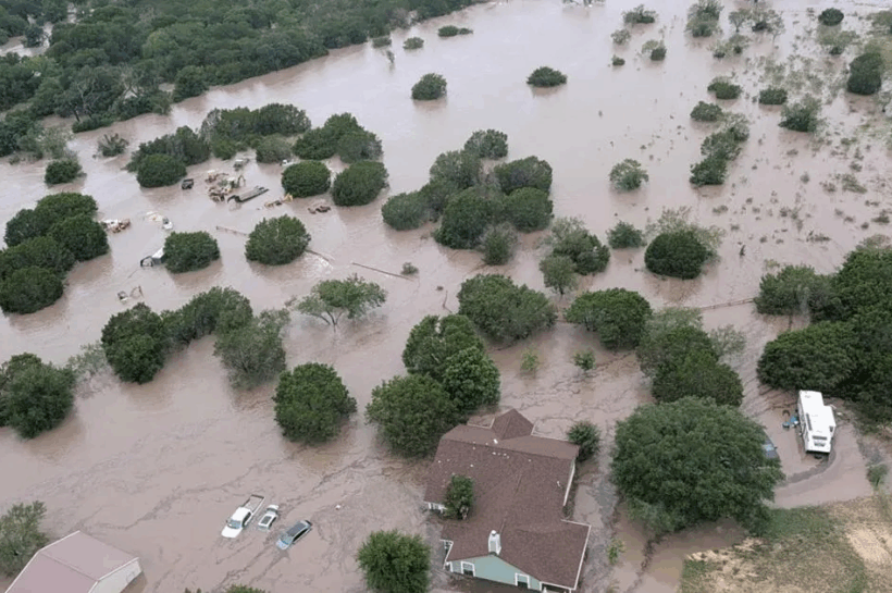 Asciende a 89 el número de fallecidos por inundaciones en Texas