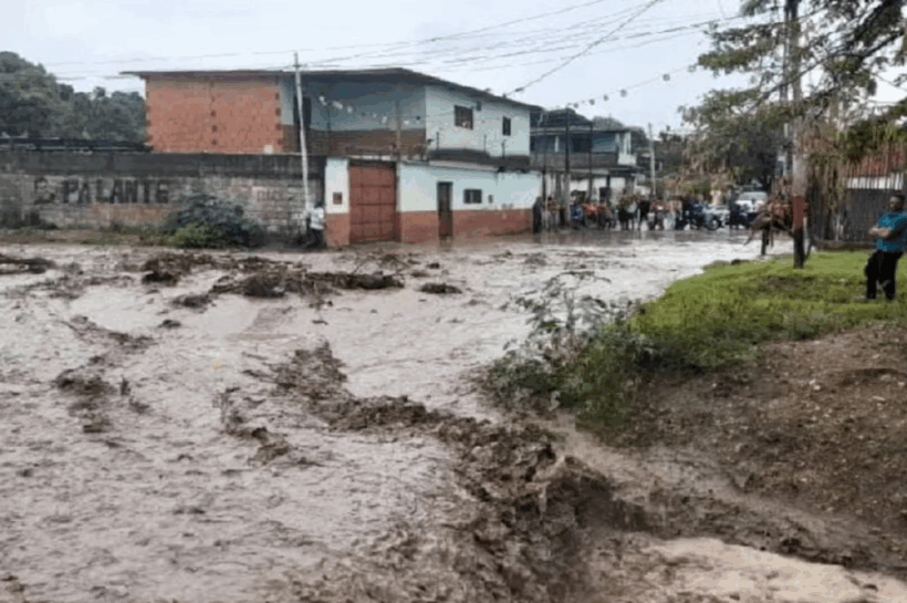 Más de 1.500 damnificados por desbordamiento del Orinoco: comunidades exigen atención urgente