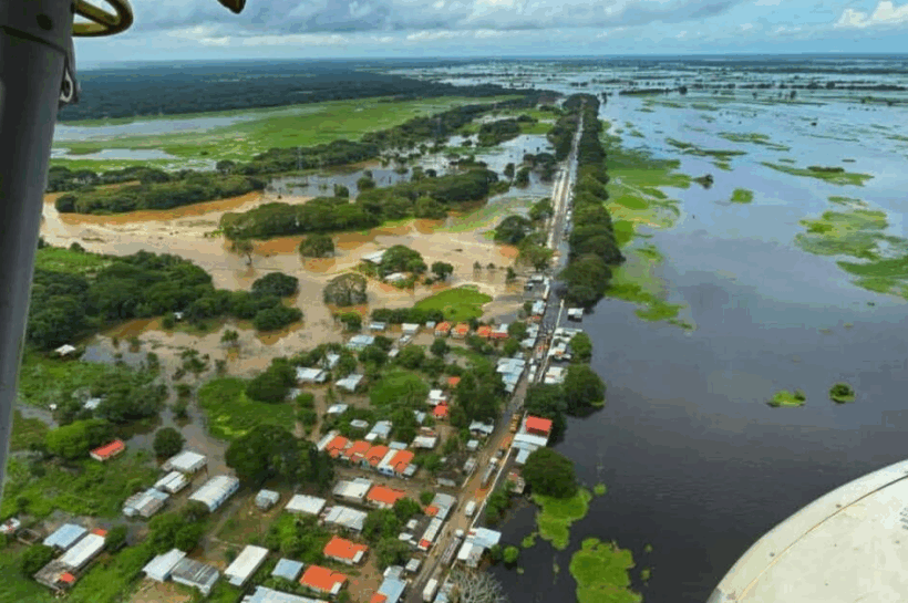 Crecida del Orinoco afecta a más de 700 familias en Amazonas