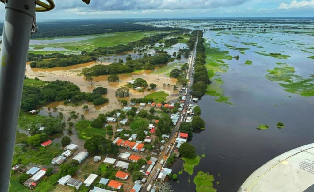 Crecida del Orinoco afecta a más de 700 familias en Amazonas