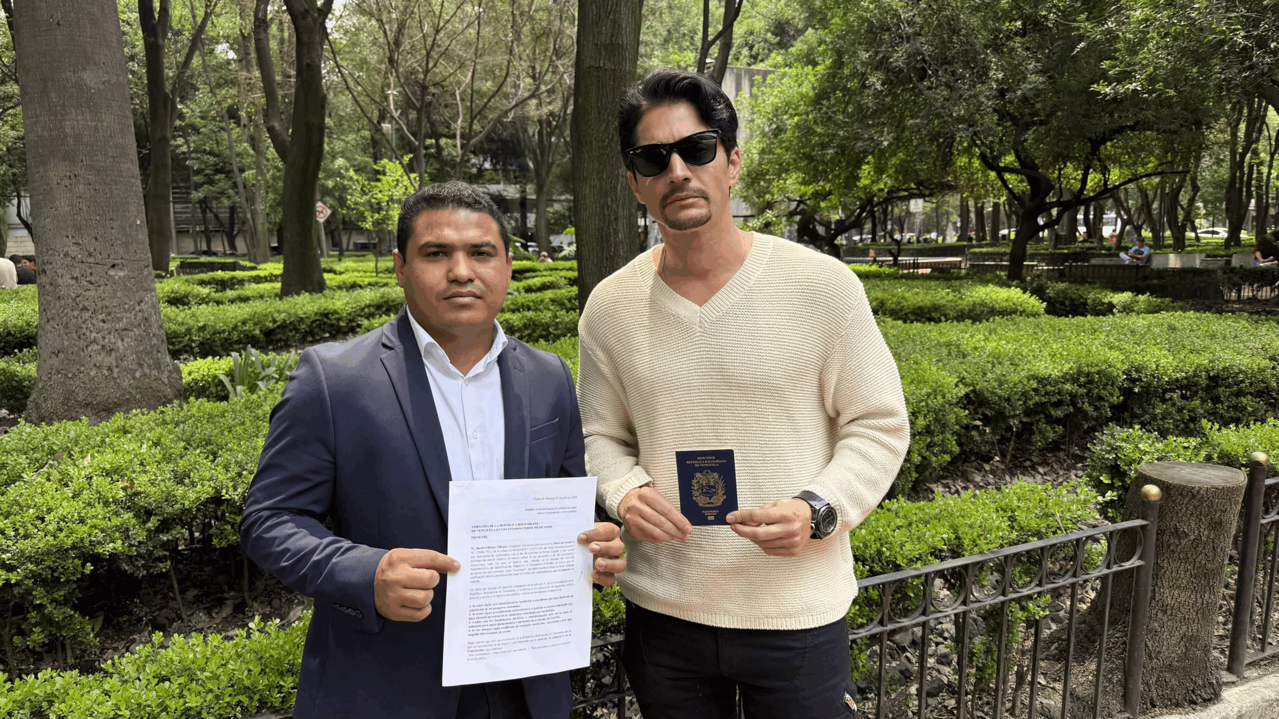 Daniel Elbittar denuncia sabotaje durante visita a embajada venezolana en México