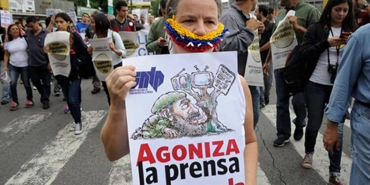Espacio Público registró 144 violaciones a la libertad de expresión en seis meses