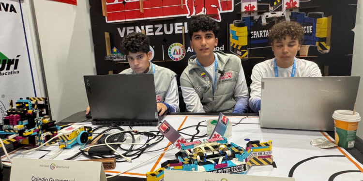 Orgullo nacional: equipo venezolano de adolescentes ganó un concurso de robótica en Suiza